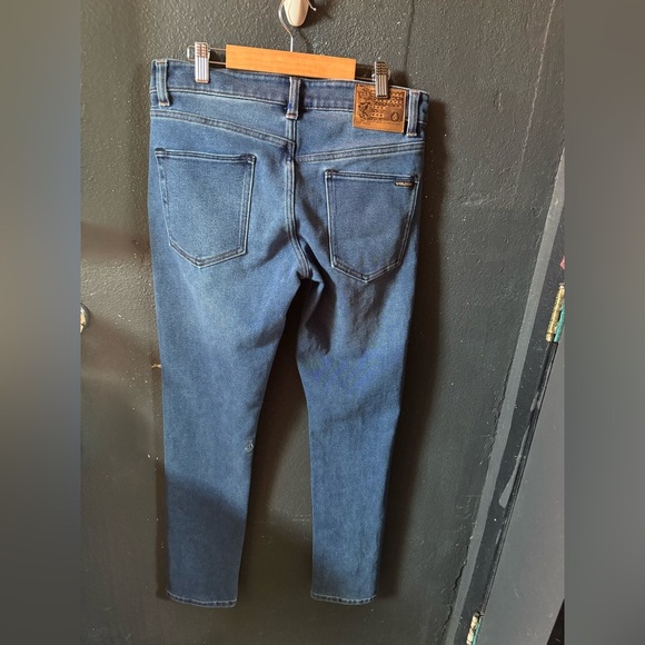 Women’s Volcom Dark Wash Skinny Jeans Size 30 - Picture 3 of 5